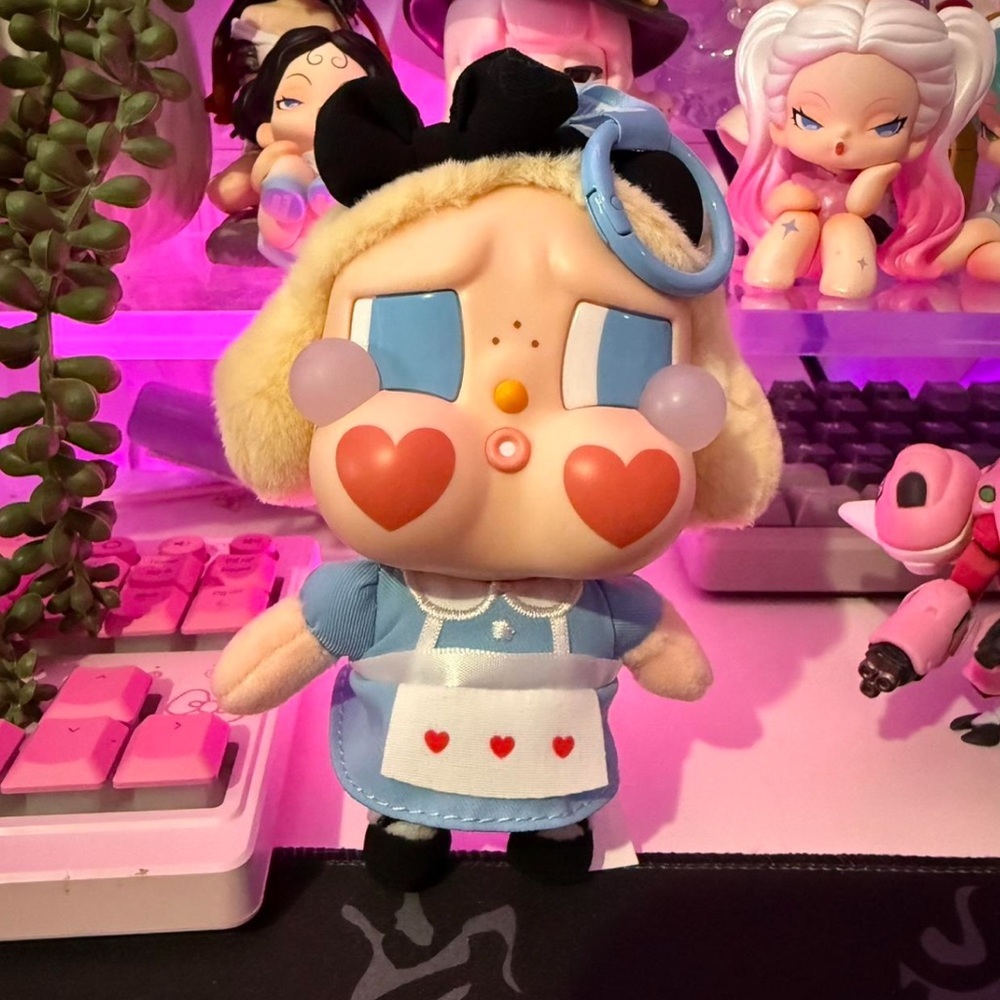Pop Mart Crybaby Crying Again Alice